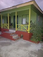 Deano's Cottages