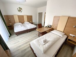 Limok Rooms