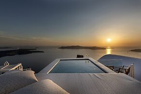 Kaleidoscope Imerovigli Suites
