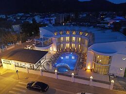 Hotel Felizya