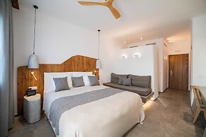 MILEO Mykonos