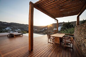 MILEO Mykonos