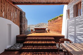 MILEO Mykonos