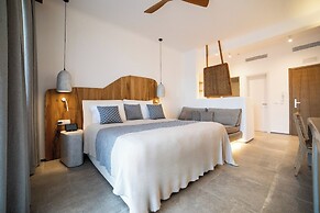 MILEO Mykonos