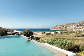 MILEO Mykonos