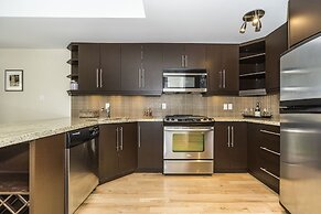 Annex Loft Suites