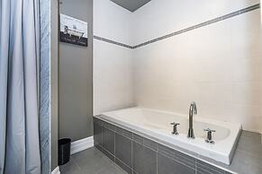 Annex Loft Suites