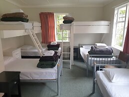 LKNZ Lodge & Cafe