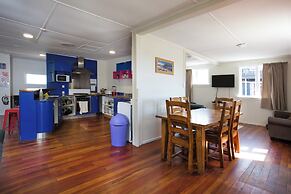 LKNZ Lodge & Cafe