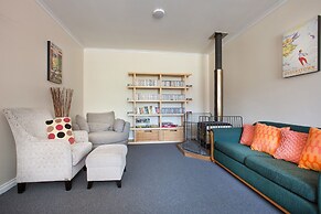 LKNZ Lodge & Cafe