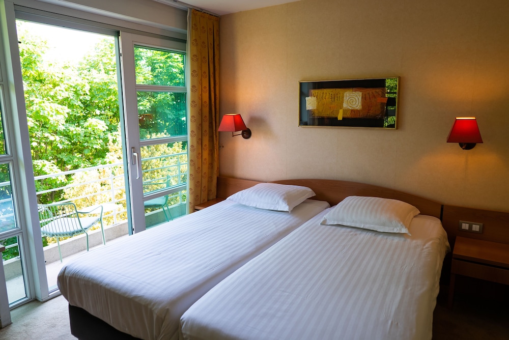 Hotel Iris