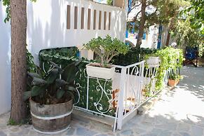 Sea View Studios Apartments