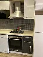 Yağız Apart