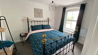 2-bed Flat in Summerbridge Harrogate, Pet Friendly