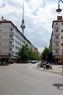 Schoenhouse Berlin City Street