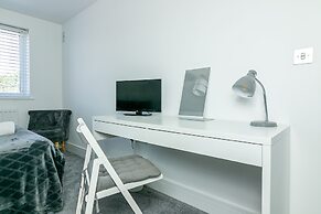 Archers House