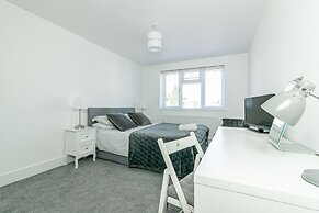Archers House