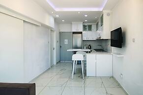 Phaedrus Living Seaside Lighthouse 66