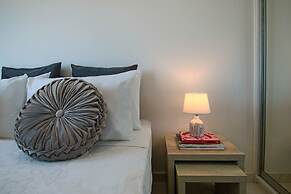 Phaedrus Living Seaside Lighthouse 66