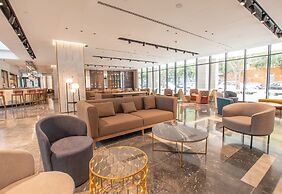 Hotel Giralda Center
