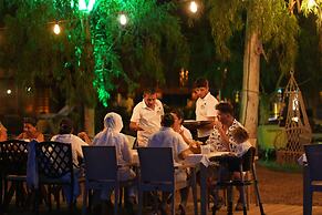 Marimare Beach & Bungalow Hotel