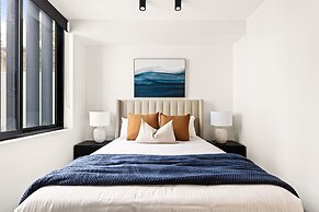 Cinema Suites Apartments by Urban Rest