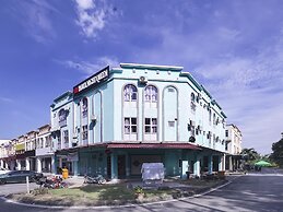 Hotel O Night Queen salak Tinggi