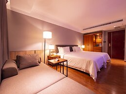 Prince Hotel