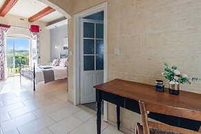 Twilight Gozitan Farmhouse With Pool