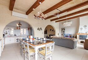 Twilight Gozitan Farmhouse With Pool