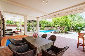 Private Residence Hosted by Sasithorn