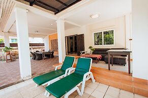 Private Residence Hosted by Sasithorn