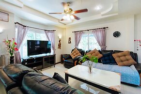 Private Residence Hosted by Sasithorn