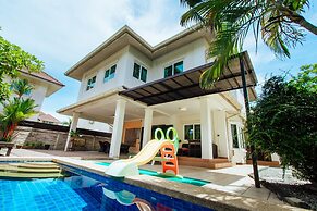 Private Residence Hosted by Sasithorn