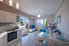 Beachfront Sion Sarande Apartment B
