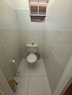 2 Bed Apartment - Sea View & 10min to Local Beach