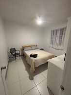 2 Bed Apartment - Sea View & 10min to Local Beach
