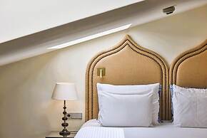 PuroGrand Hotel