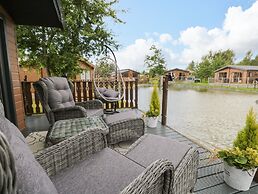Loluke Lodge on The Lake