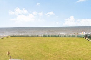 Beachside Apartment