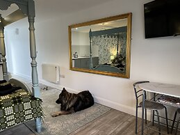 Traeth Rooms