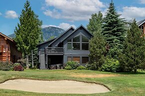 8166 Nicklaus North