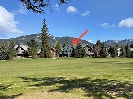8166 Nicklaus North