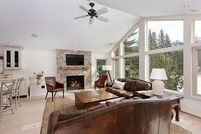 8166 Nicklaus North