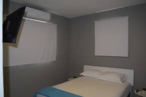 8th Street Suites