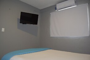 8th Street Suites