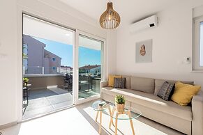 Pool apartments Villa Meteorite
