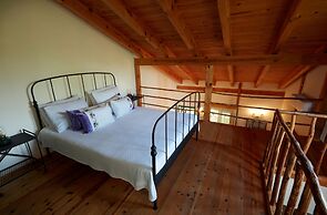 Dachas Cove Hotel