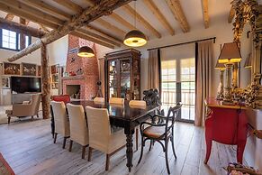 Dachas Cove Hotel
