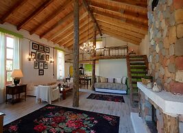 Dachas Cove Hotel